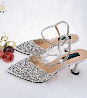 Qsgfc Abbigliamento quotidiano Design italiano Colore viola Strass Decorazione Scarpe a punta Tacchi alti Scarpe da donna per fe