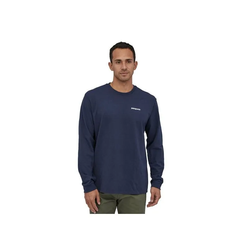 T-shirt a maniche lunghe da uomo Patagonia L/s P-6 Logo Responsabili-tee (Classic Navy)